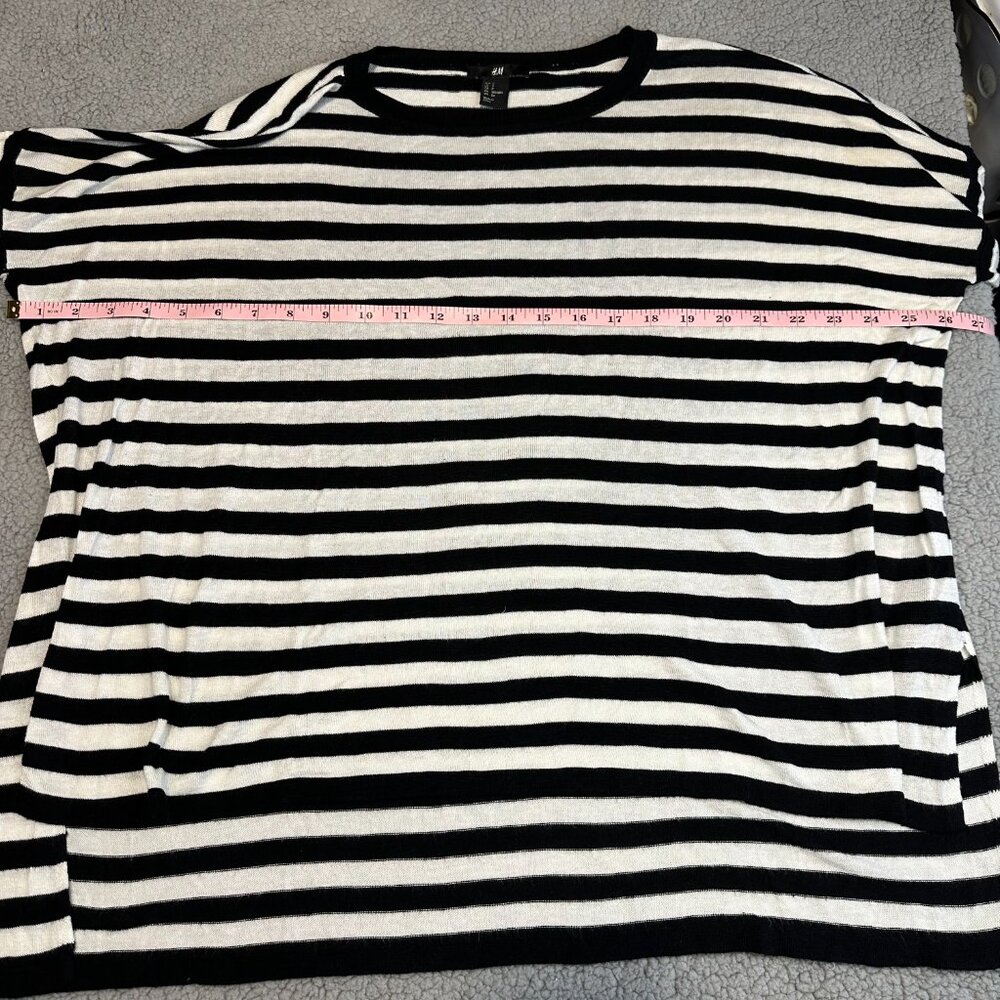 H&M Women's Striped Long Sleeve Top Small Black White High Low Split Hem Knit - Picture 7 of 8